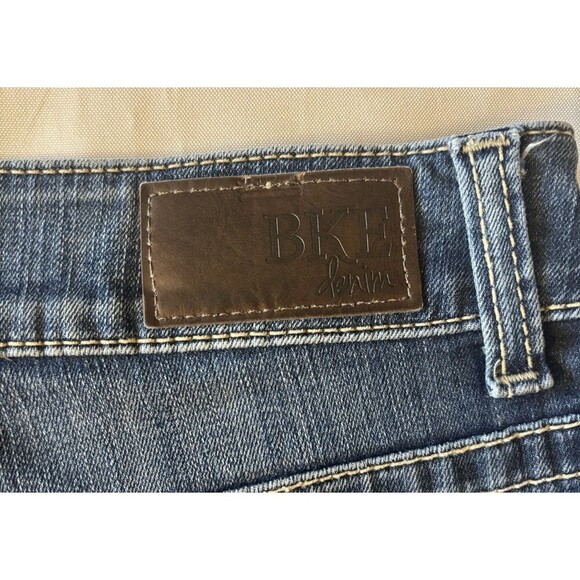 BKE Buckle Harper Bootcut Jeans Women 32XL Medium Wash Mid Rise Western Denim - Picture 8 of 14